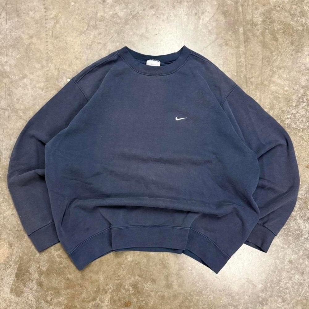Vintage Y2K Nike Navy Blue Crewneck Sweatshirt Size L